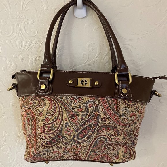 Fab with a trench! GIANI BERNINI Crossbody Bag - Picture 2 of 6